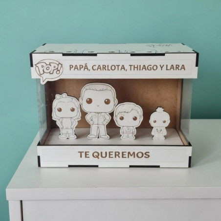Funko familia en madera
